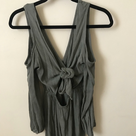 Romper - Picture 3 of 4